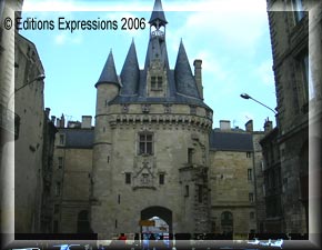 Histoire de la porte Cailhau à Bordeaux